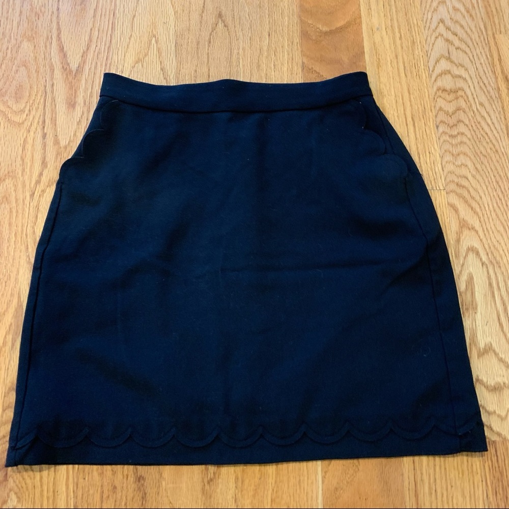 Banana Republic Black Skirt - Size 0